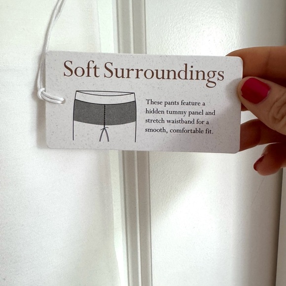 NWT Soft Surroundings White Straight Leg Pull-On Leggings Mid-Rise Pants Medium - Picture 10 of 10